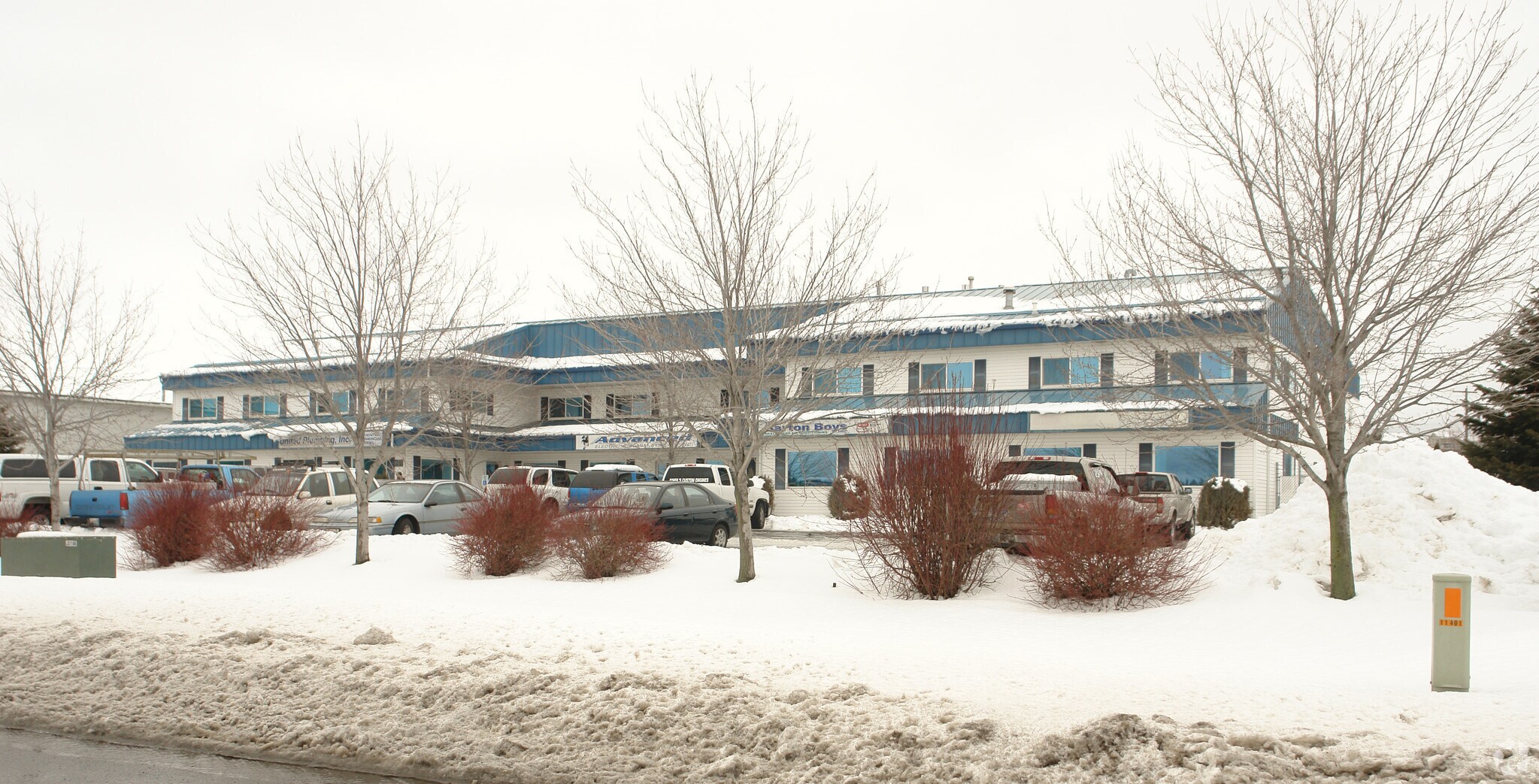 11401 E Montgomery Dr, Spokane, WA for lease Primary Photo- Image 1 of 3