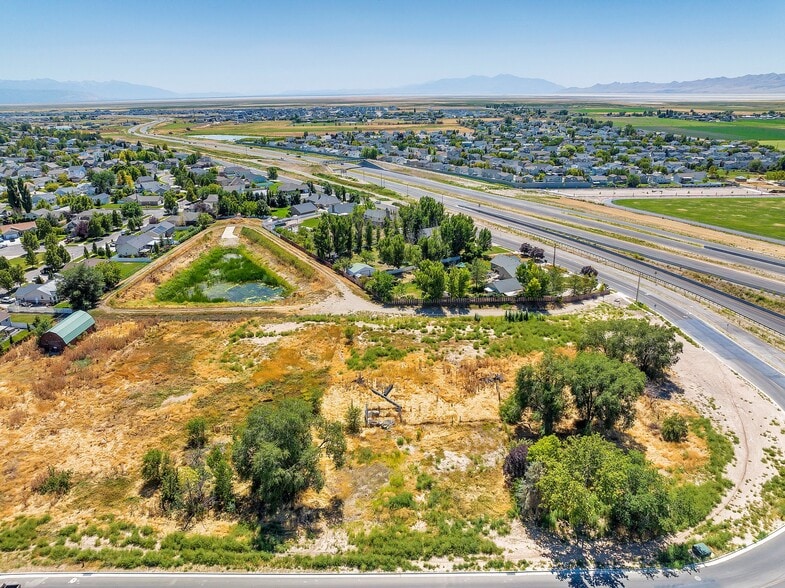 2679 W 1700 S, Syracuse, UT à vendre - Photo du bâtiment - Image 2 de 7