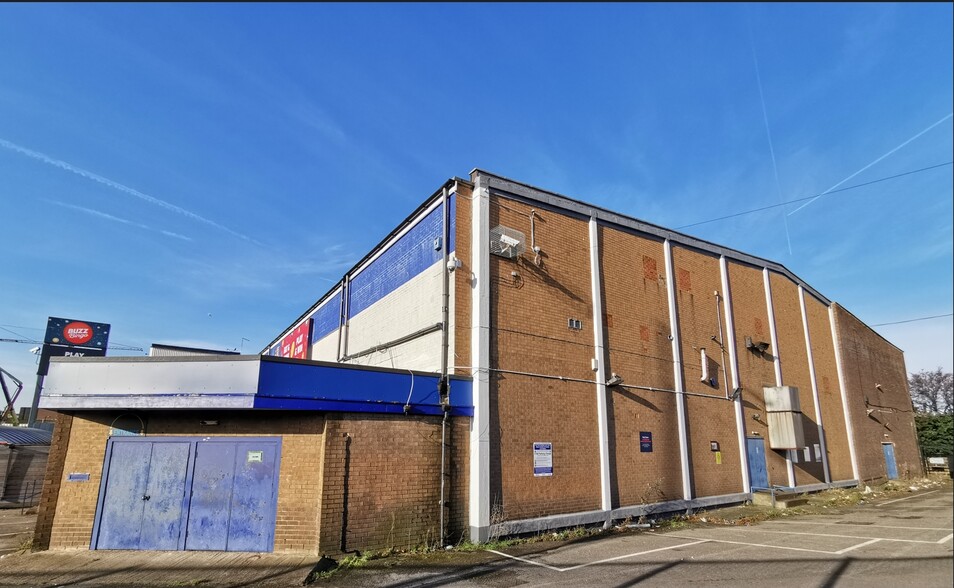 Pontefract Rd, Barnsley à louer - Photo du bâtiment - Image 3 de 5
