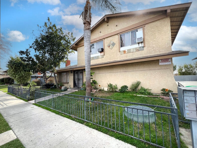 1908 E Coral Ave, Orange, CA for sale - Building Photo - Image 2 of 24