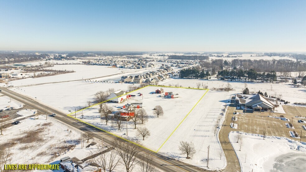 8758 IN-9, Pendleton, IN à vendre - Photo du bâtiment - Image 3 de 75