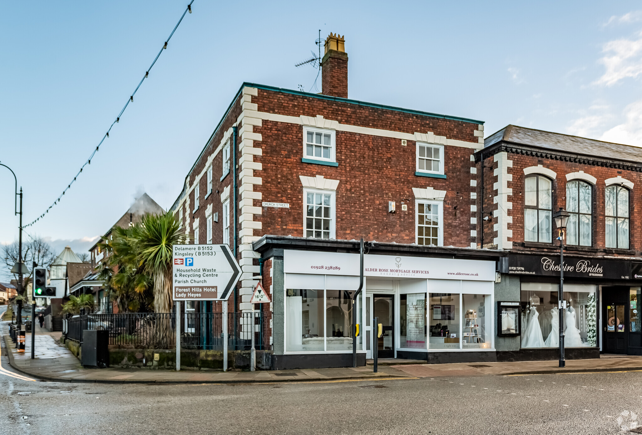 1 Church St, Frodsham à vendre Photo principale- Image 1 de 1