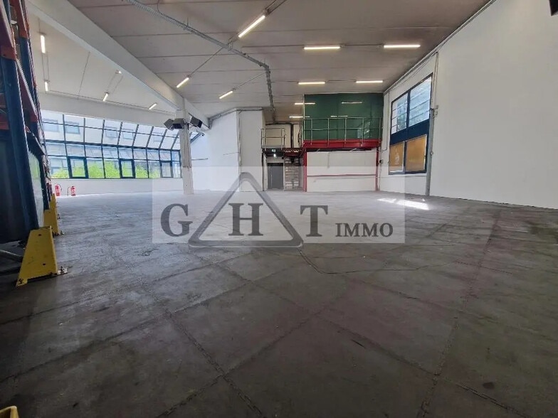 Industriel dans La Courneuve à louer - Photo intérieure - Image 2 de 14