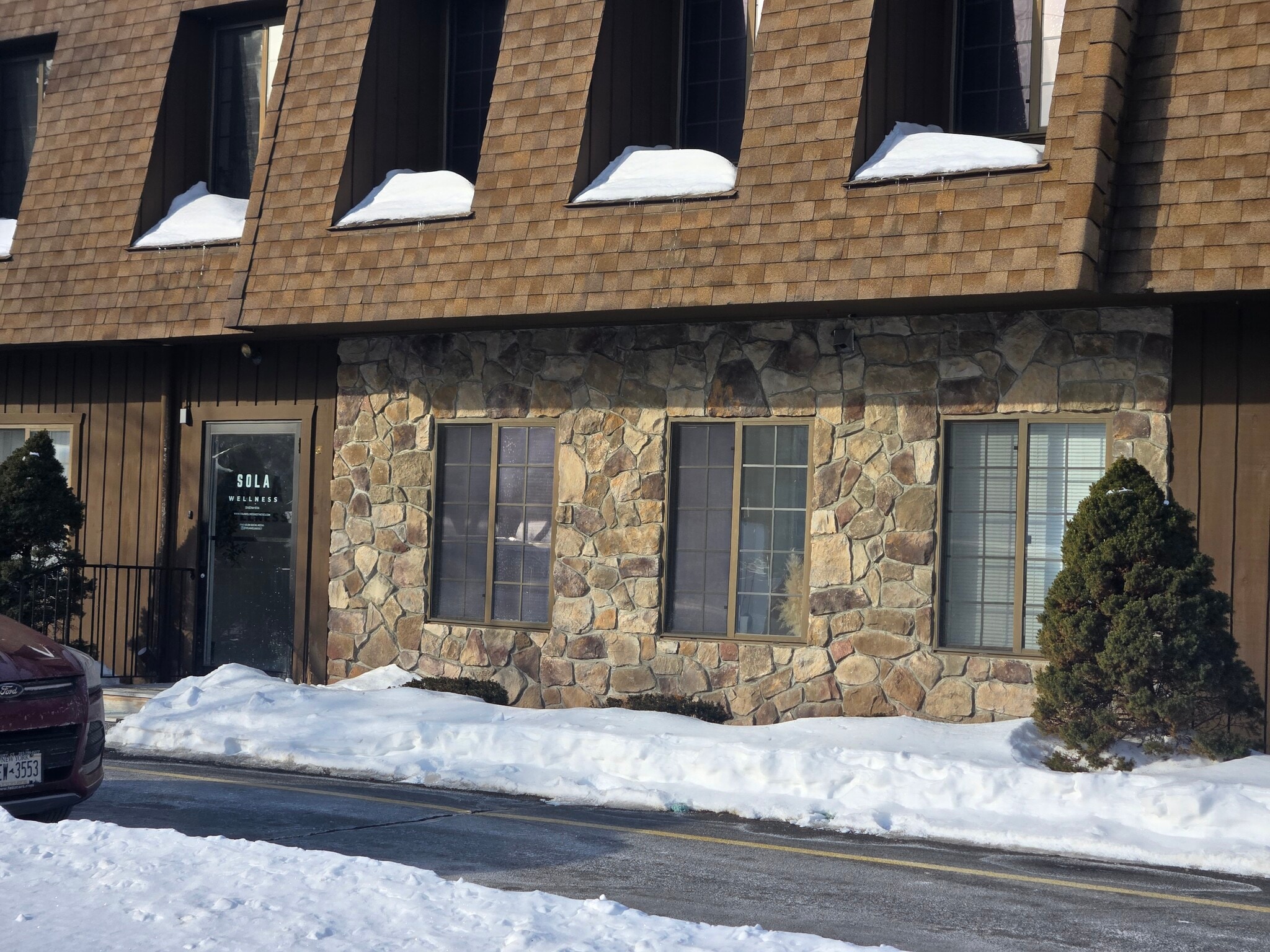 304 Federal Rd, Brookfield, CT à louer Photo du bâtiment- Image 1 de 13