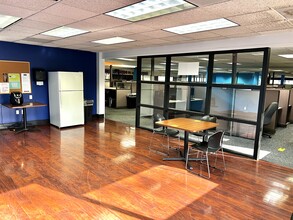 7960 Baymeadows Way, Jacksonville, FL for lease Interior Photo- Image 1 of 4