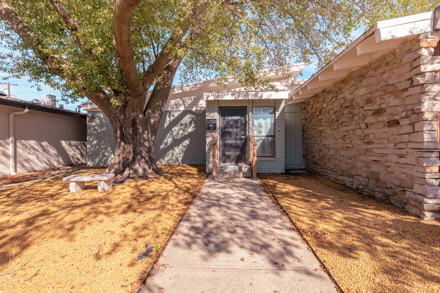 1005 15th Ave NW, Ardmore, OK for sale - Primary Photo - Image 1 of 4