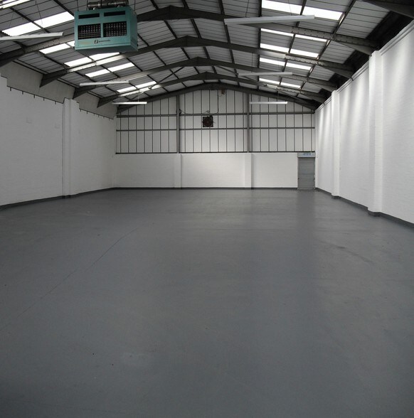 Old Park Rd, Wednesbury for lease - Interior Photo - Image 1 of 3