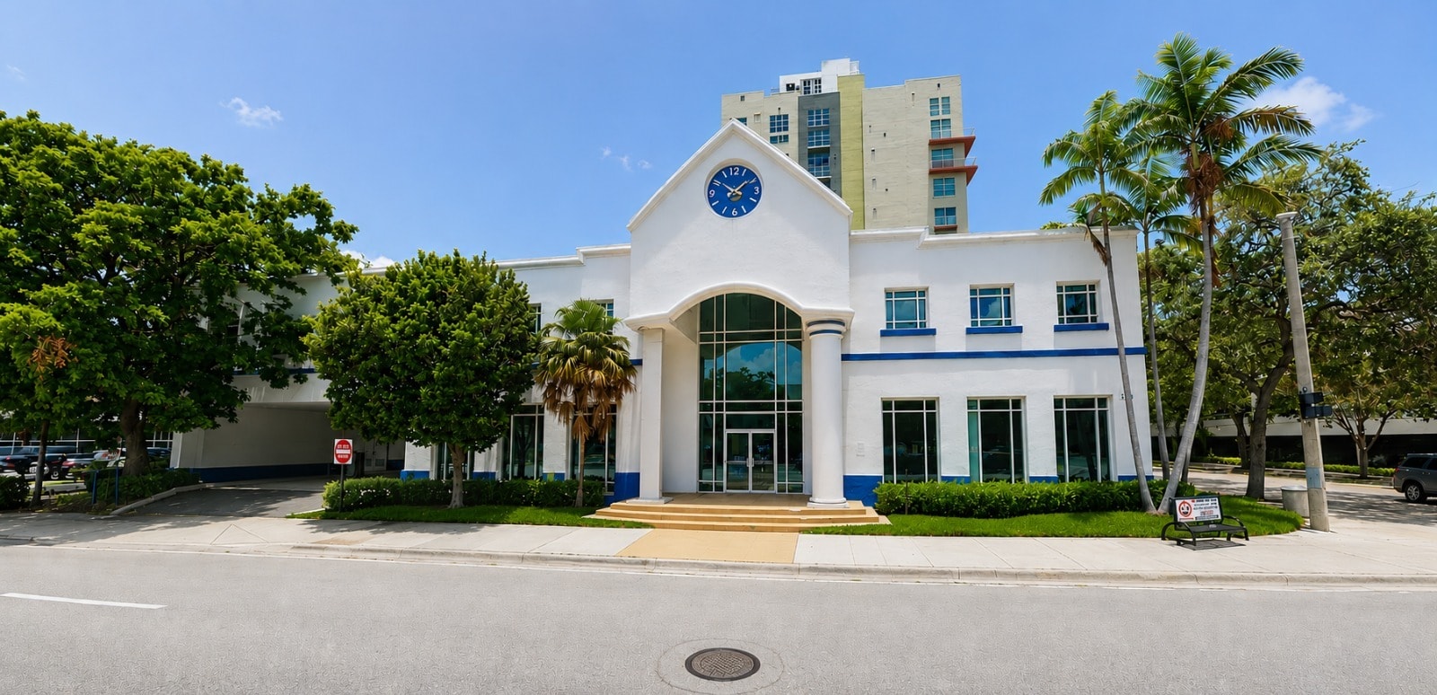 200 NE 3rd Ave, Fort Lauderdale, FL for lease Interior Photo- Image 1 of 8