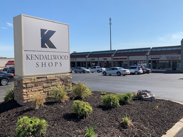 Plus de détails pour 6041-6069 NE Antioch Rd, Gladstone, MO - Commerce de détail à louer