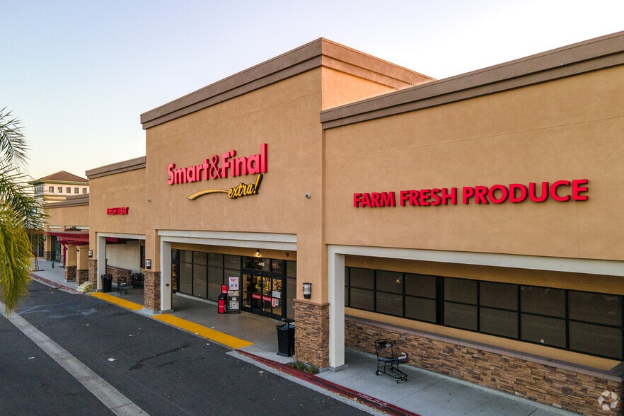 4516-4550 Atlantic Ave, Long Beach, CA for lease - Building Photo - Image 2 of 34