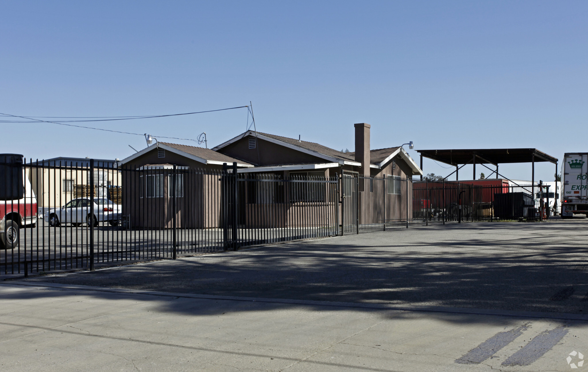 10193 Live Oak Ave, Fontana, CA for sale Primary Photo- Image 1 of 1