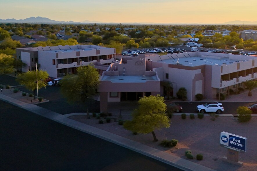 1101 W Apache Trl, Apache Junction, AZ à vendre - Photo du bâtiment - Image 2 de 20