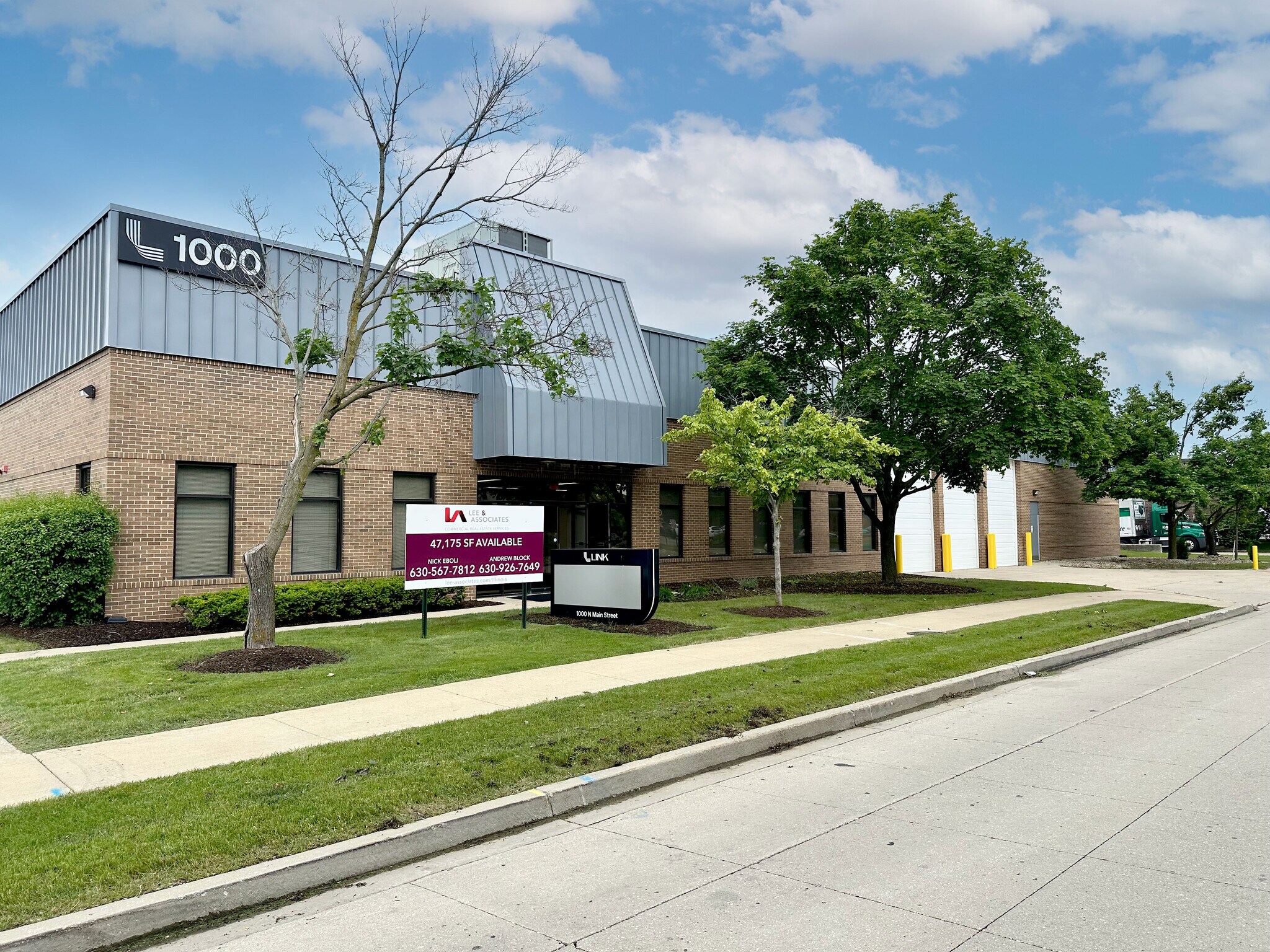 1000 N Main St, Lombard, IL for lease Building Photo- Image 1 of 5