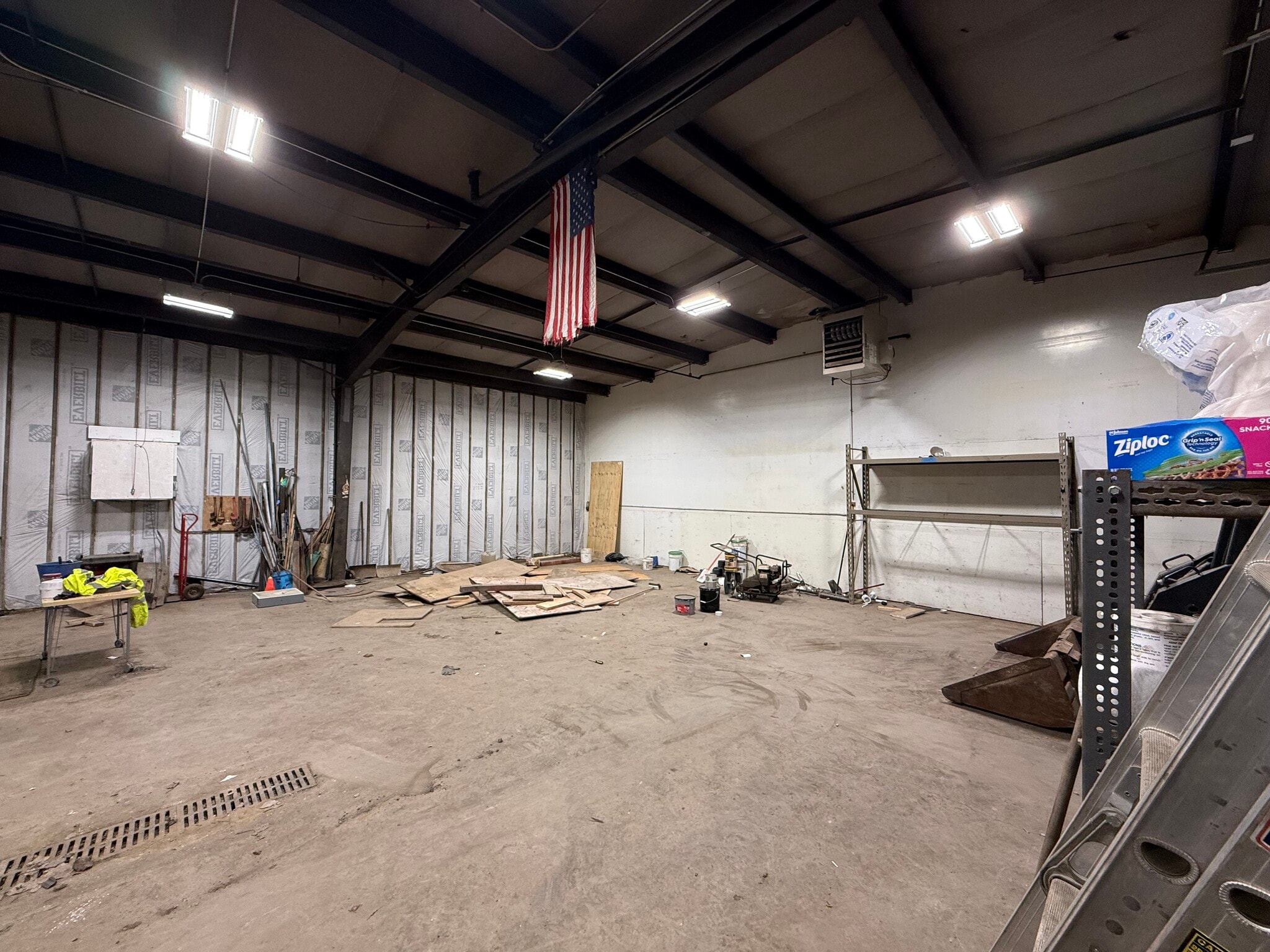 227 E Saint Charles Rd, Carol Stream, IL à louer Photo intérieure- Image 1 de 17