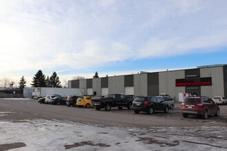 3880-3908 29 St NE, Calgary, AB for lease Building Photo- Image 2 of 8