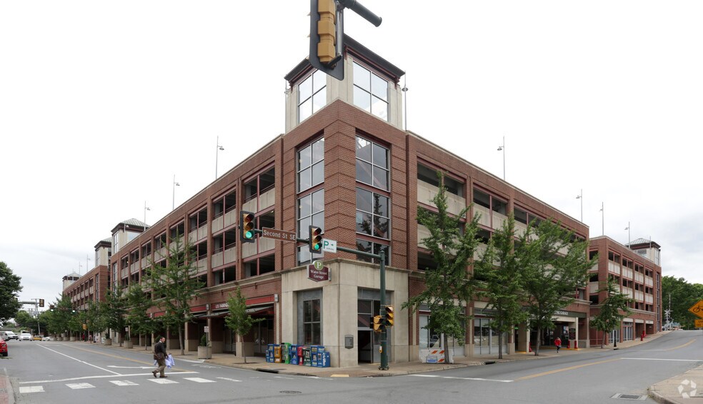 200-318 E Water St, Charlottesville, VA à vendre - Photo du bâtiment - Image 3 de 4