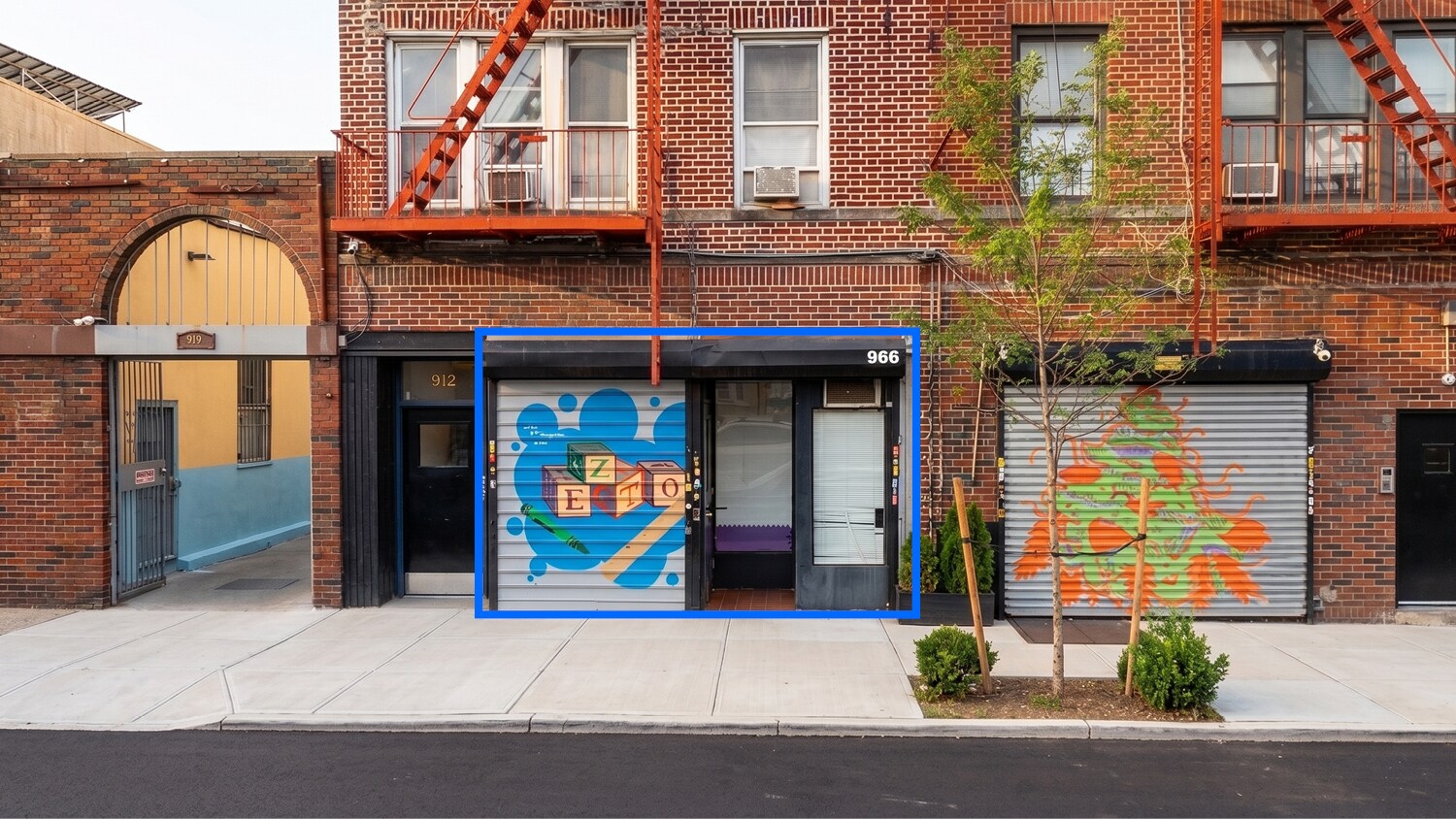 966 Utica Ave, Brooklyn, NY à louer Photo principale- Image 1 de 5