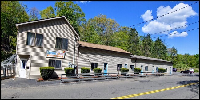 More details for 982 Rubber Ave, Naugatuck, CT - Office for Sale