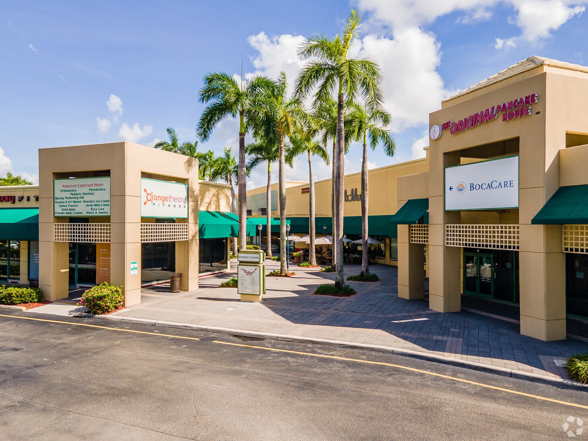 8903 W Glades Rd, Boca Raton, FL à louer Photo du bâtiment- Image 1 de 21