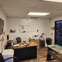 2800-2826 Banwick Rd, Columbus, OH à louer Photo intérieure- Image 2 de 4