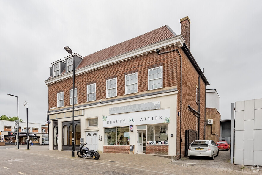 136-144 Broadway, Didcot for sale - Building Photo - Image 2 of 9
