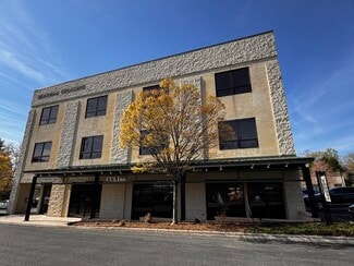 Plus de détails pour 684 Berkmar Cir, Charlottesville, VA - Bureau à louer