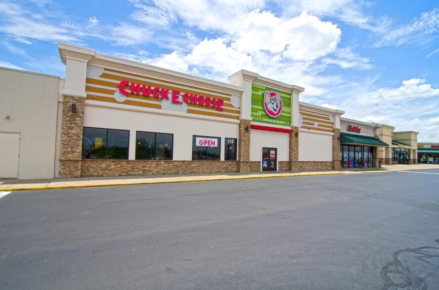 1525-1555 E New Circle Rd, Lexington, KY for lease - Building Photo - Image 3 of 27