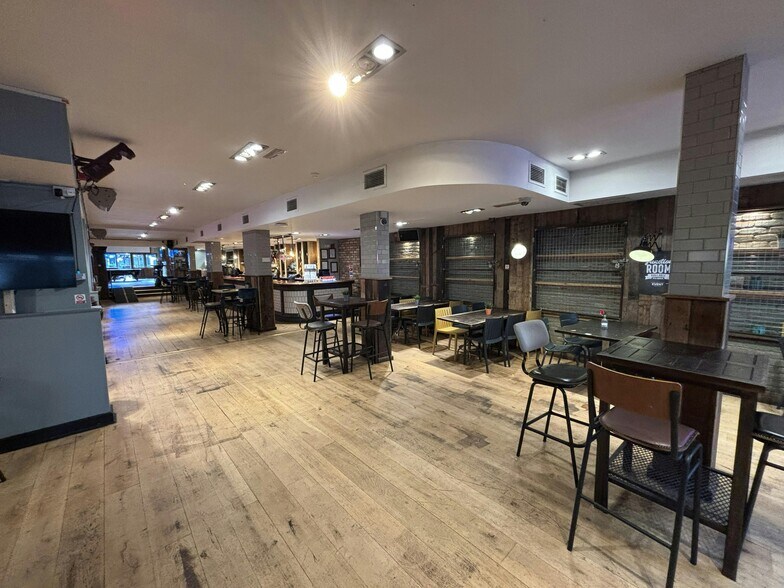 59-60 Wind St, Swansea for lease - Building Photo - Image 3 of 6