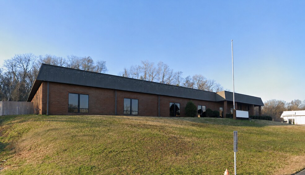 212 Pavilion Blvd, Nashville, TN à louer - Photo du bâtiment - Image 2 de 4