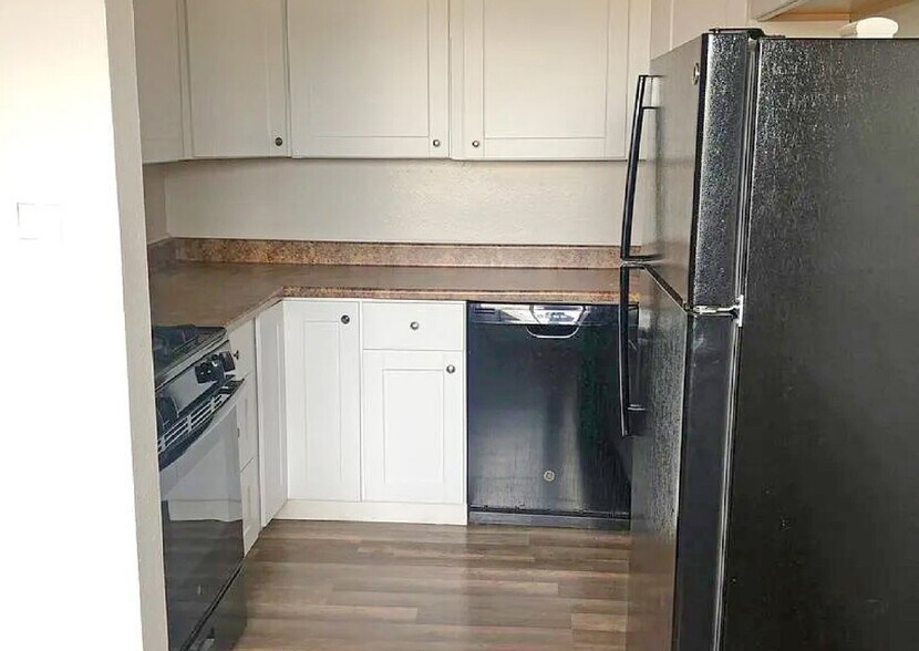 1225 Menaul Blvd NW, Albuquerque, NM à vendre - Photo du bâtiment - Image 3 de 6