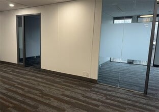 301 14th St NW, Calgary, AB à louer Photo intérieure- Image 1 de 3