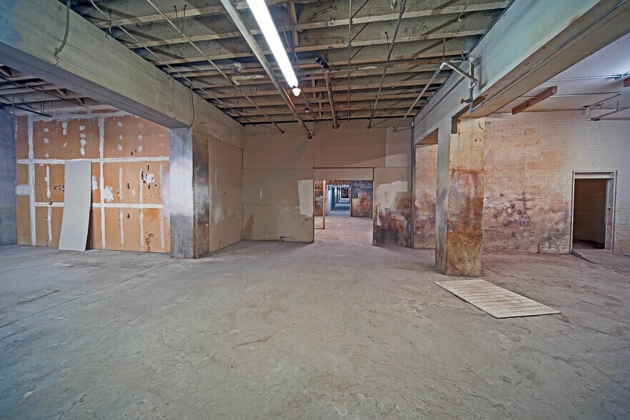 6220 S Tacoma Way, Tacoma, WA à louer - Photo intérieure - Image 3 de 4