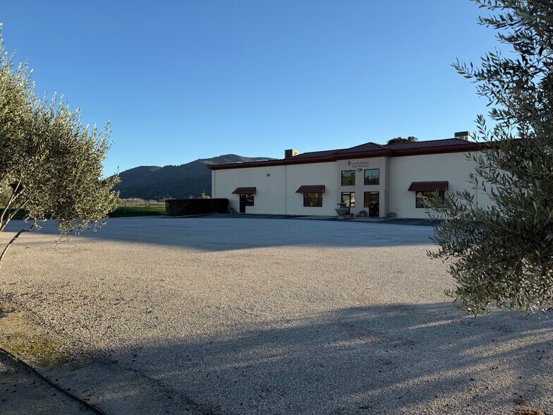 224 Highway 246, Buellton, CA à louer - Photo du bâtiment - Image 2 de 24