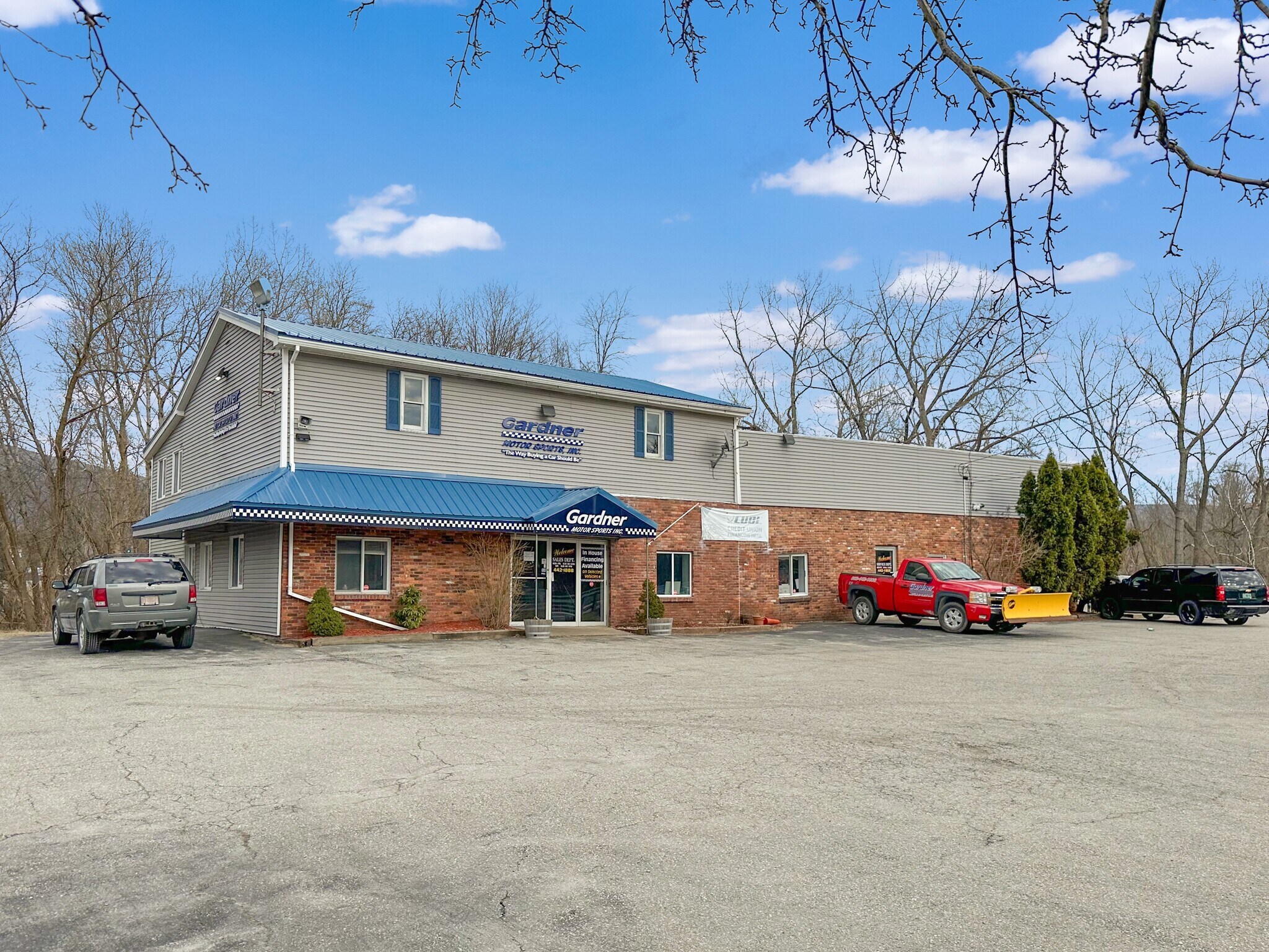 101 Northside Dr, Bennington, VT for sale Primary Photo- Image 1 of 13