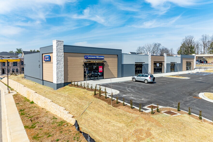 4257 Harrodsburg Rd, Lexington, KY à louer - Vidéo aérienne - Image 2 de 40