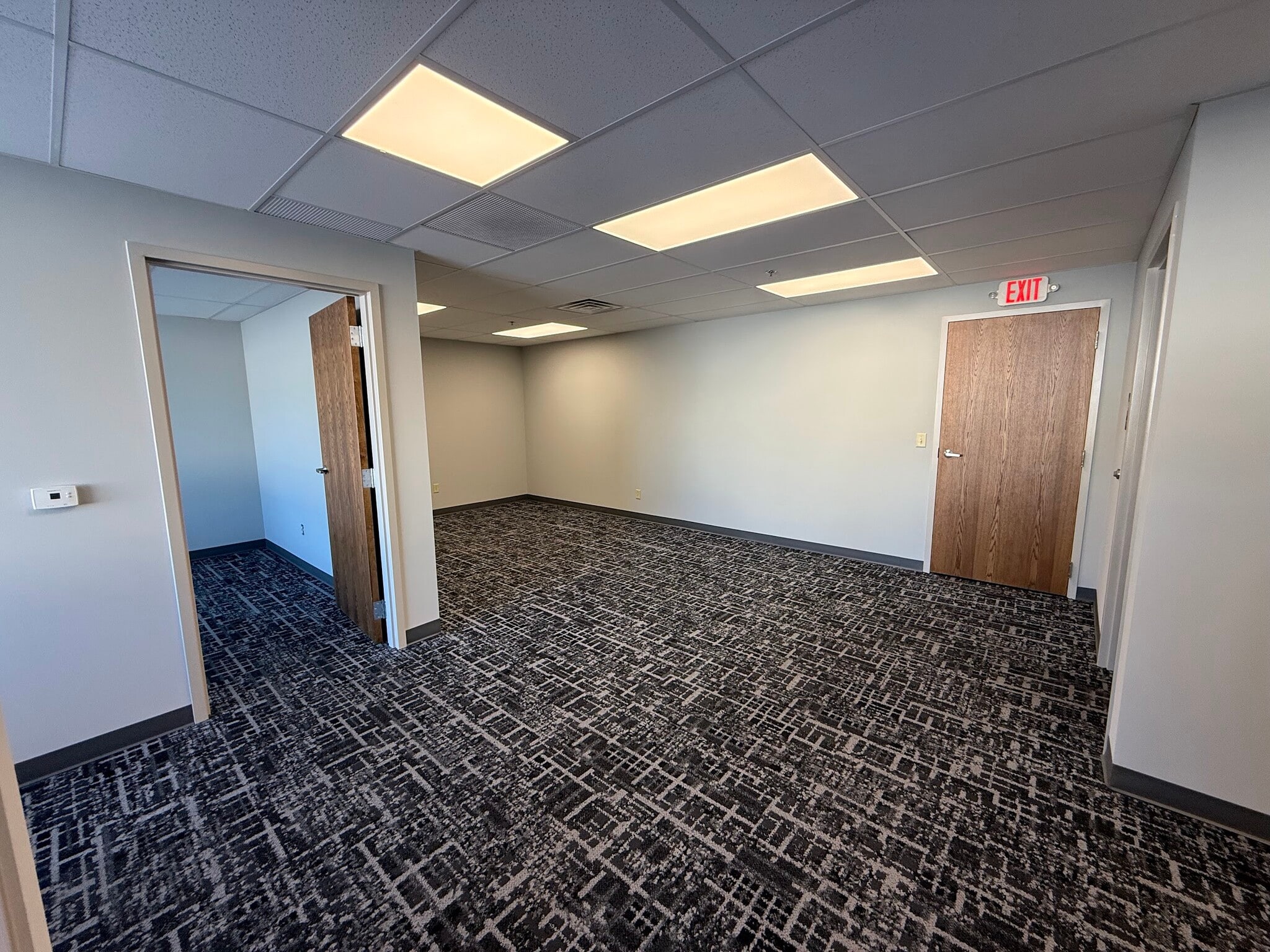 1701 Creek Rd, West Bend, WI for lease Interior Photo- Image 1 of 4
