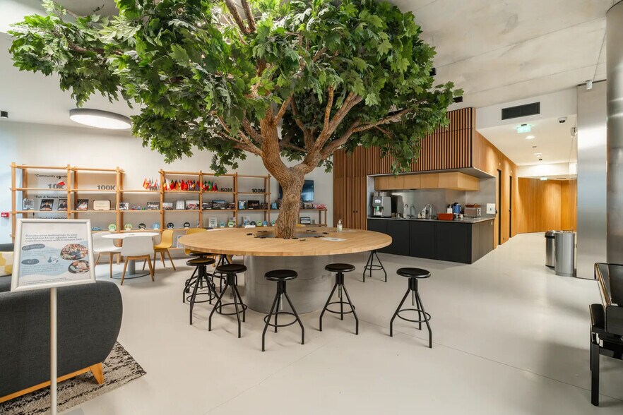 6 Rue Saint-Sabin, Paris for lease - Building Photo - Image 2 of 29