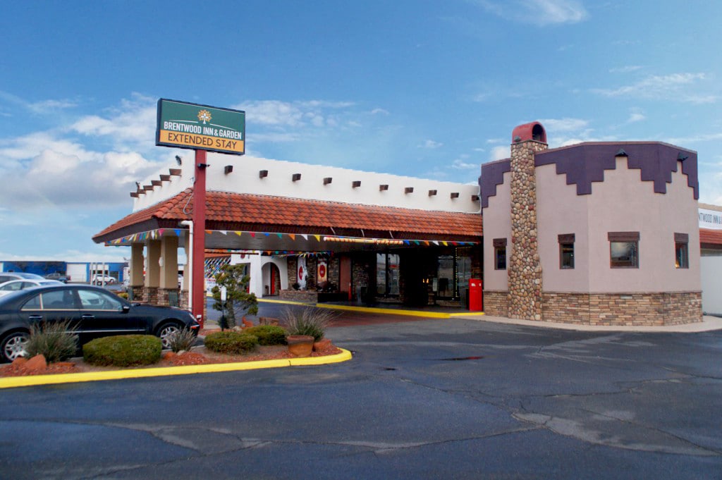 600 E Broadway, Farmington, NM for sale Primary Photo- Image 1 of 7