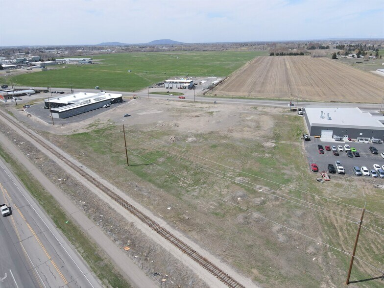 N 2nd E, Rexburg, ID à vendre - Photo du bâtiment - Image 3 de 25