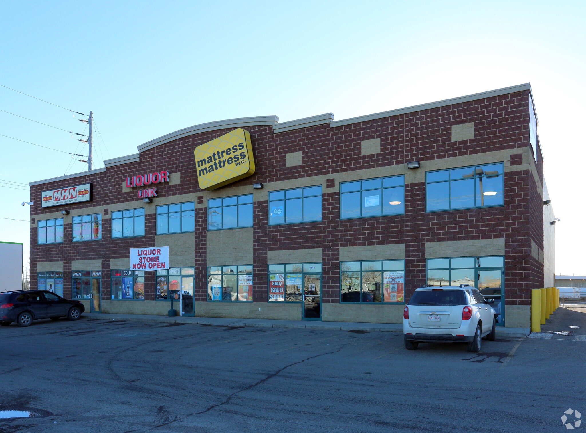 13050 St Albert Trl NW, Edmonton, AB for lease Primary Photo- Image 1 of 3