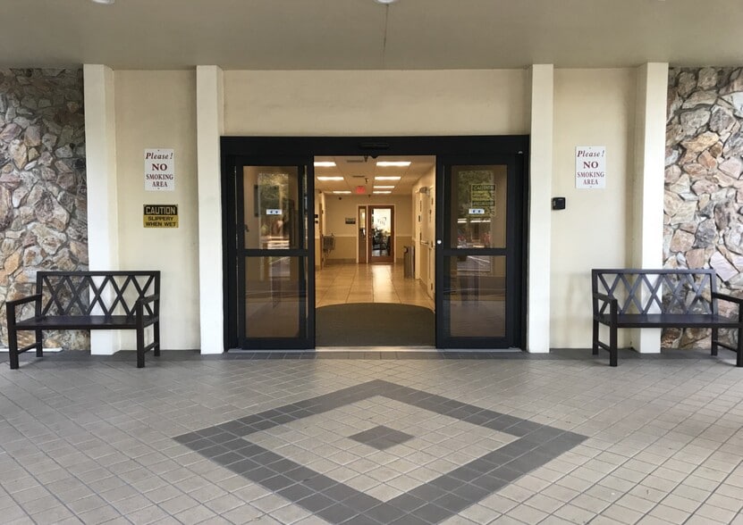 7800 66th St N, Pinellas Park, FL for lease - Building Photo - Image 2 of 6