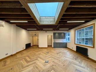 Plus de détails pour 6 Grafton Mews, London - Bureau à louer