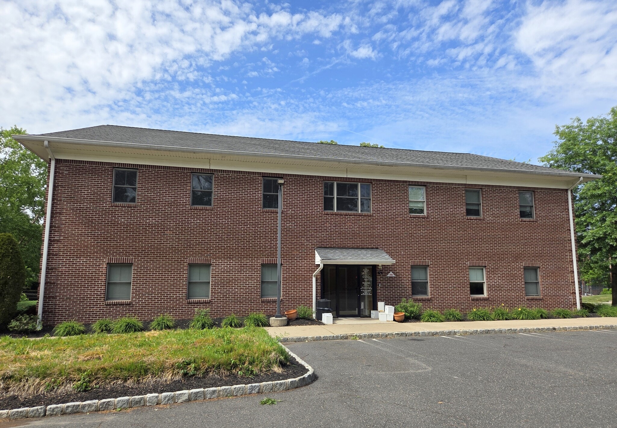 24 Stelton Rd, Piscataway, NJ for lease Building Photo- Image 1 of 4