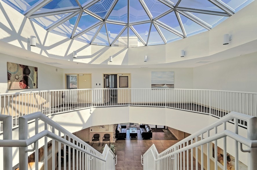 1620 Medical Ln, Fort Myers, FL à louer - Photo intérieure - Image 2 de 10