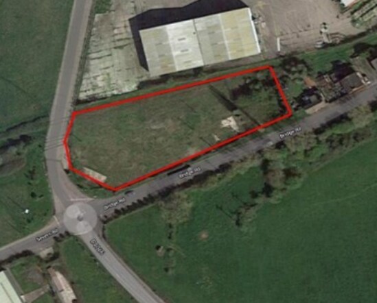 Sharpness Docks, Berkeley à louer - Photo principale - Image 1 de 1