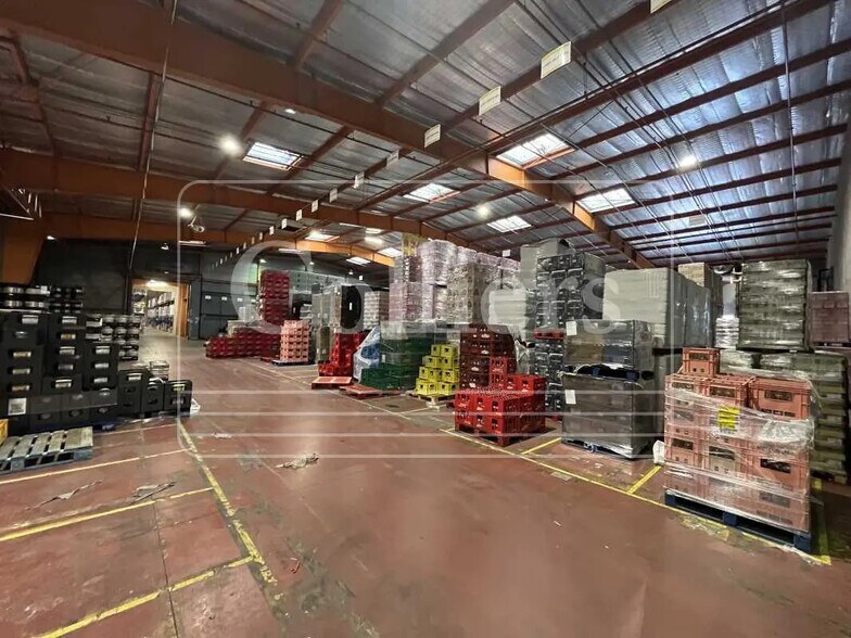 Industriel dans Tarascon à louer - Photo intérieure - Image 2 de 10