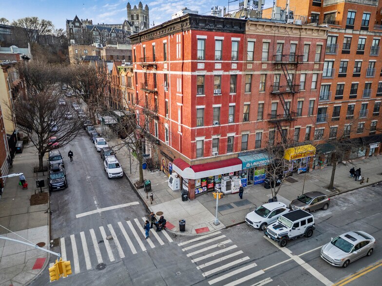 2591 Frederick Douglass Blvd, New York, NY à vendre - Photo du bâtiment - Image 3 de 26