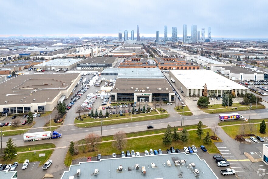 2891 Langstaff Rd, Vaughan, ON à louer - Aérien - Image 2 de 3