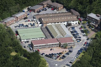 102 Lower Guildford Rd, Woking for lease Aerial- Image 1 of 4