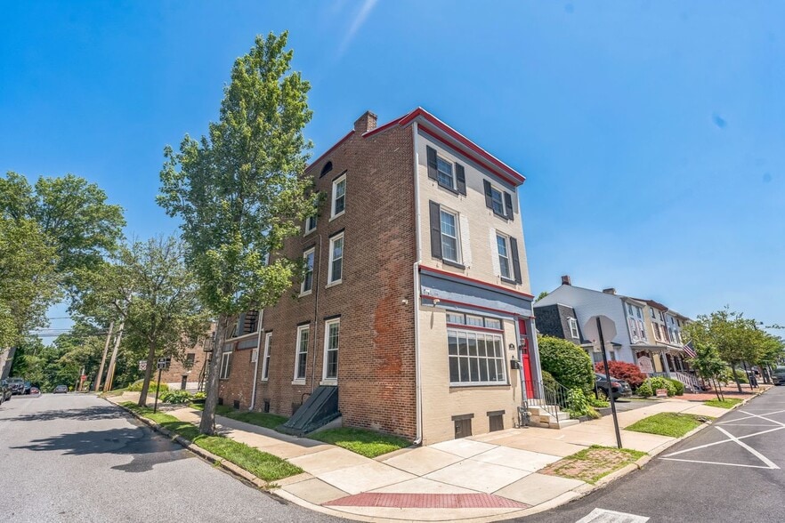 349 W State St, Media, PA for sale - Building Photo - Image 2 of 17